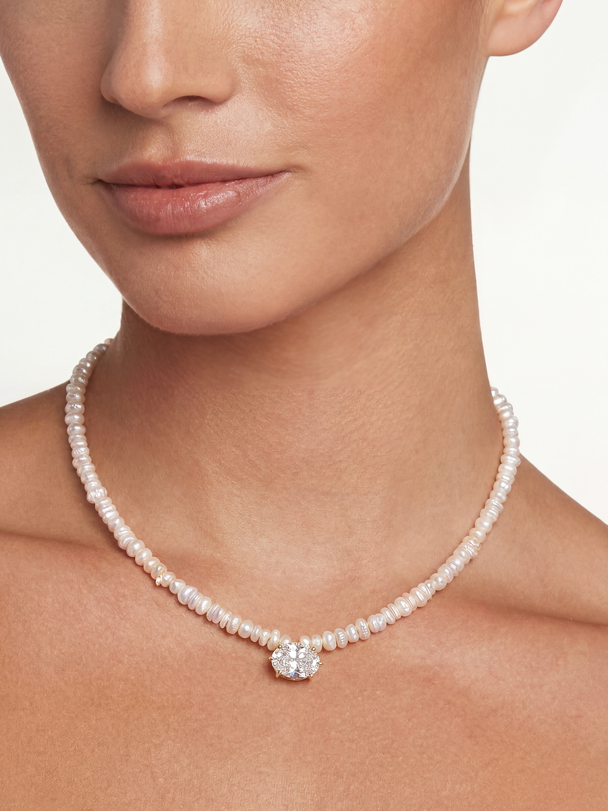 Oval Stone-Set Pearl Necklace