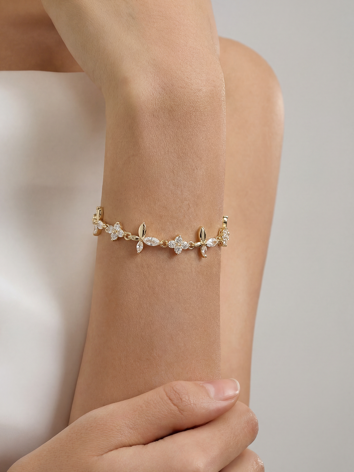Velisse Bracelet