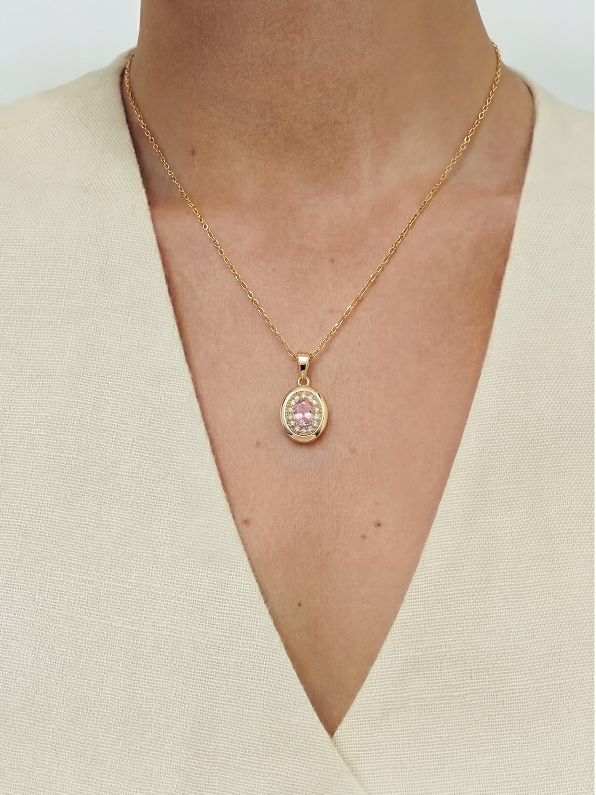 Avyra Necklace