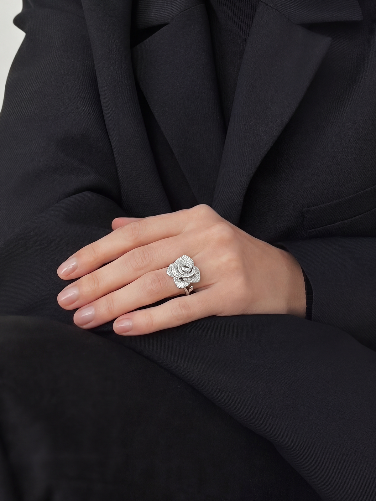 Avelis Rose Ring