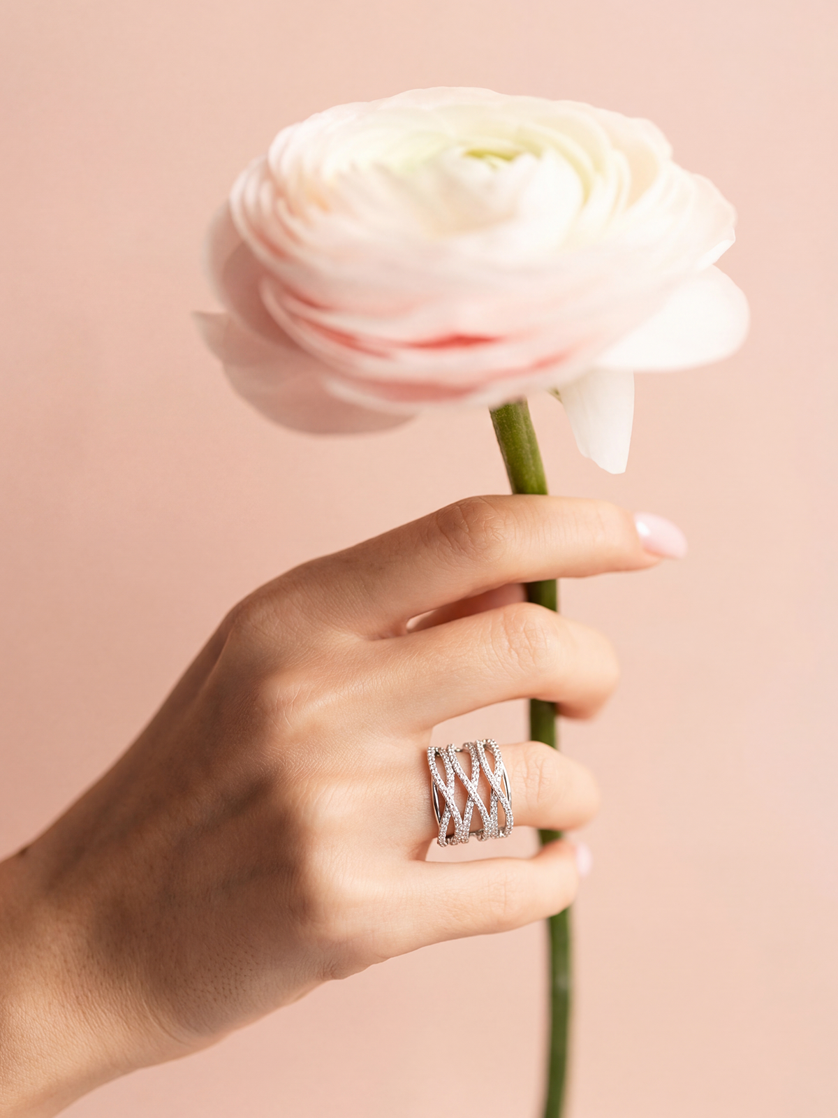 Veloura Ring
