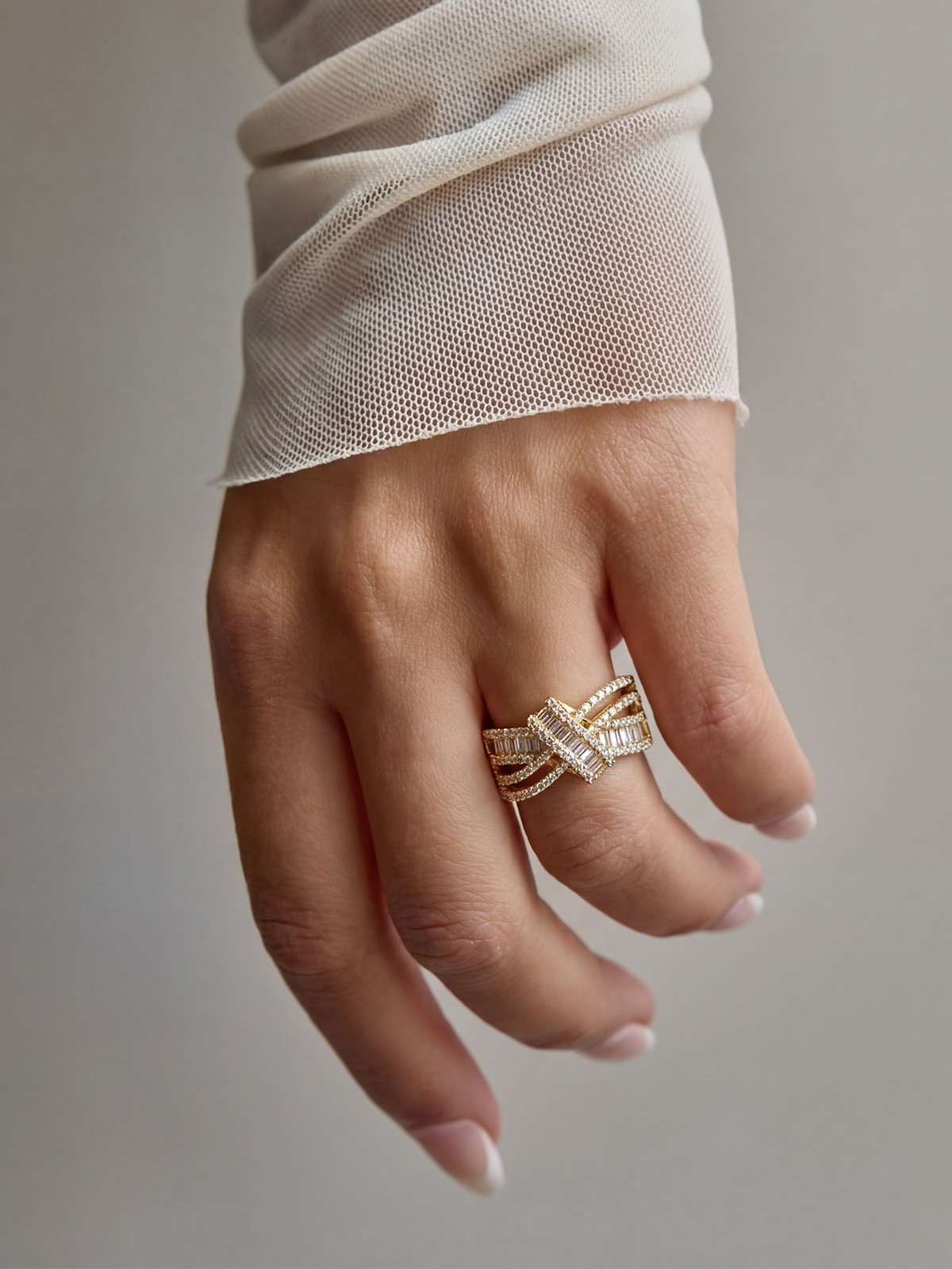 Zeyra Ring