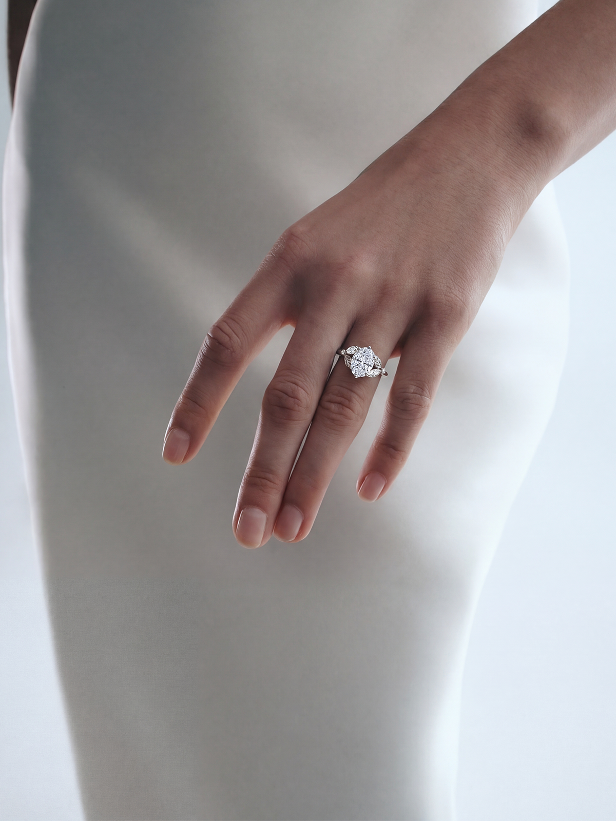 2.08CT Oval Cut Leaf Motif Solitaire Ring