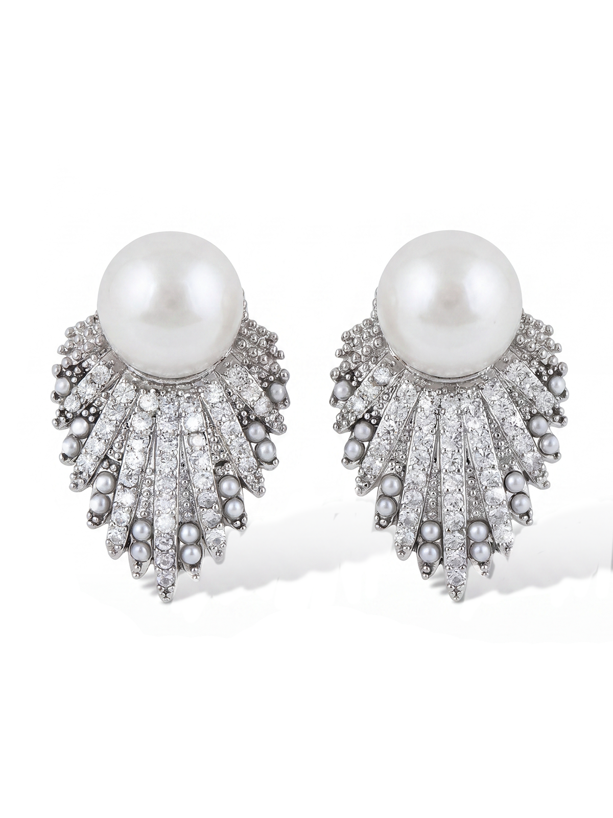 Lunvera Earrings