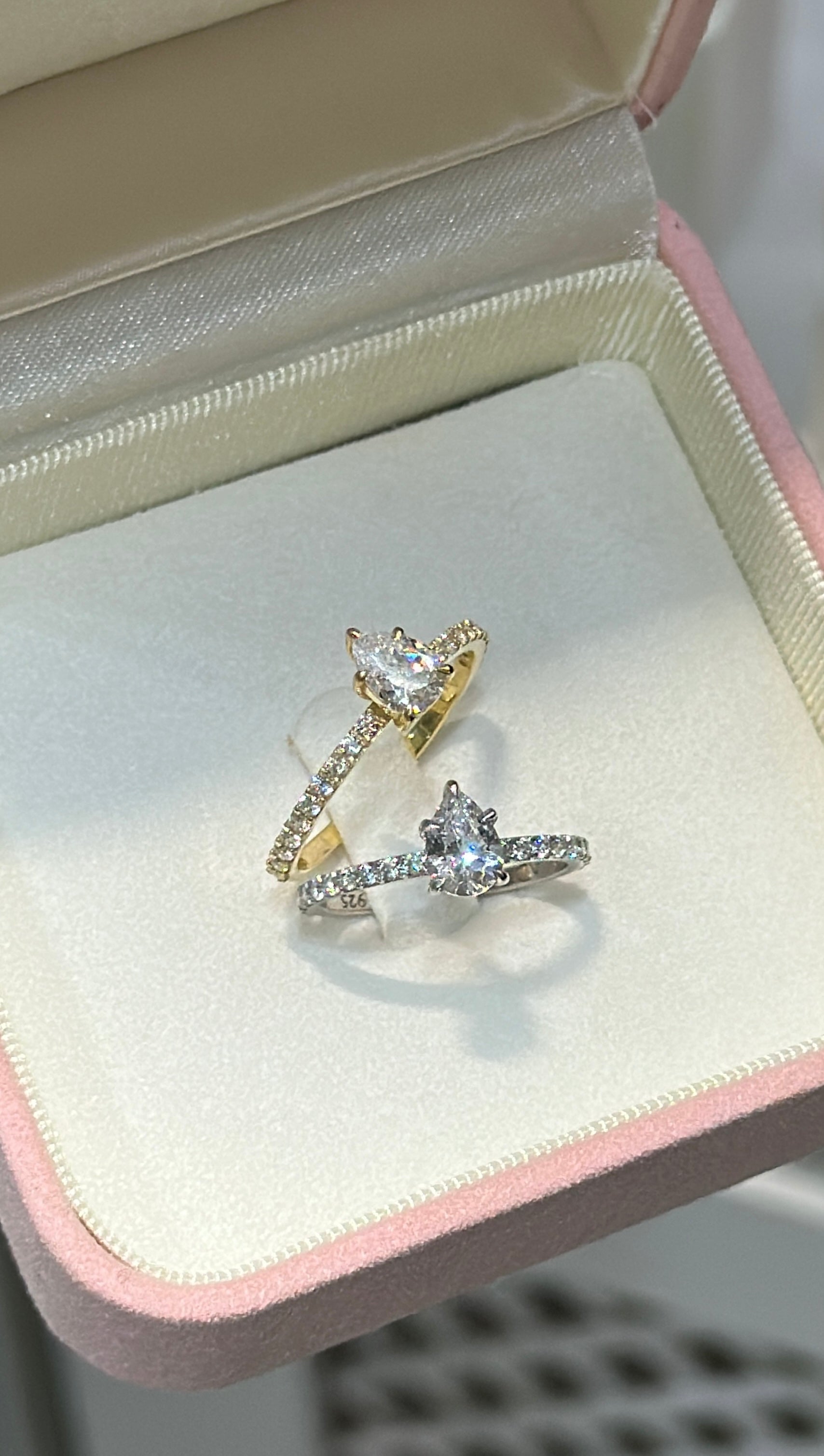 1.0CT | Pear Cut Eternity Ring