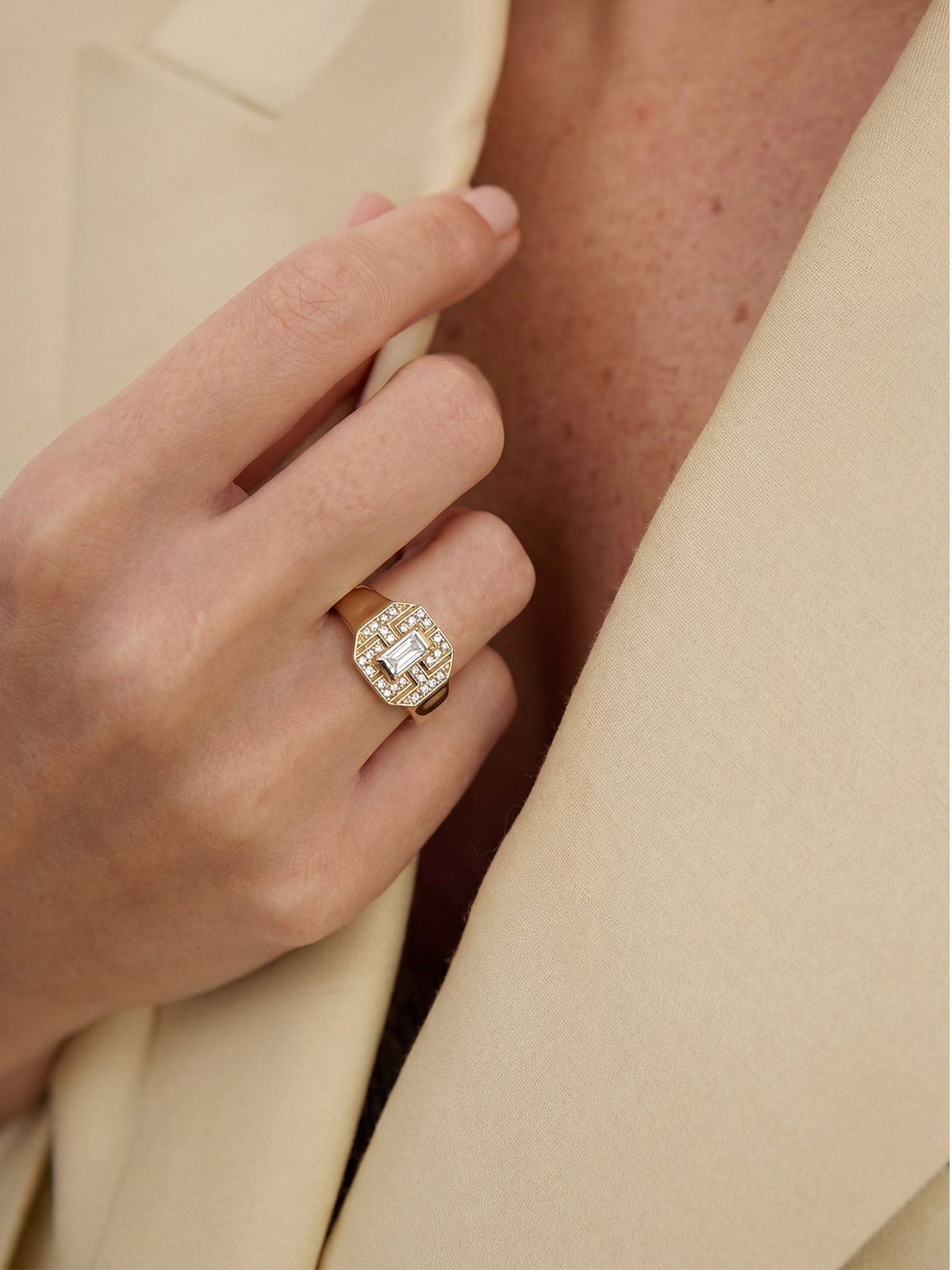 Tova Ring