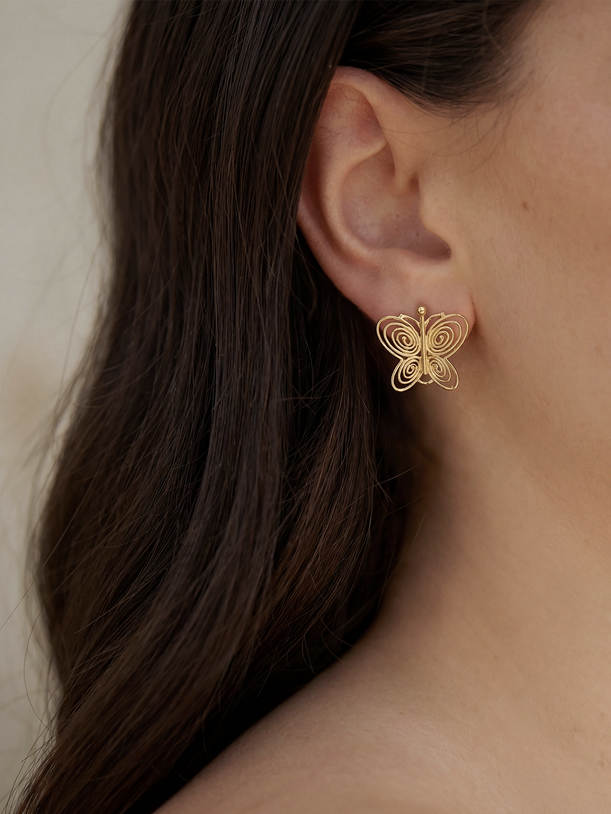 Kelebek Füsun Küpe