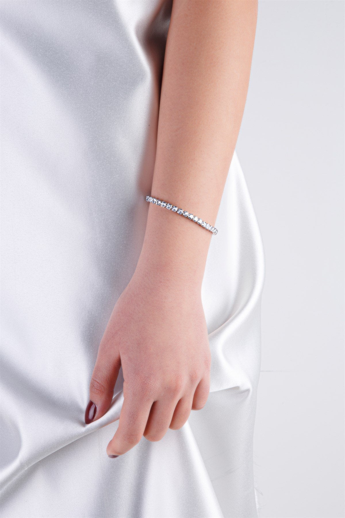 4MM | Su Yolu Bileklik | Luxury Jewelry by Atelier Duygu.