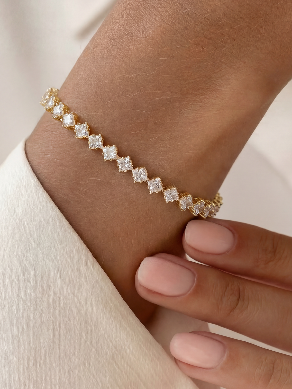 Savira Tennis Bracelet