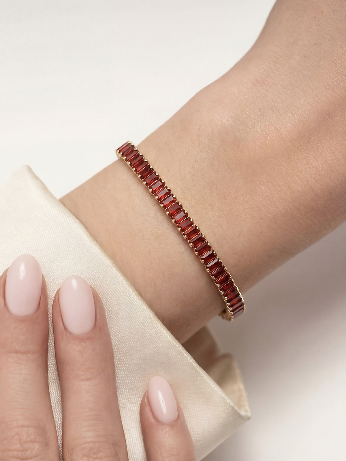 Bordo Baguette Cut Tennis Bracelet