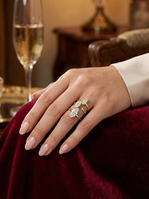 1.4CT Marquise Cut Yüzük - Modern minimalist bant tasarımıyla ön plana çıkan marquise kesim, her özel gün için ideal.