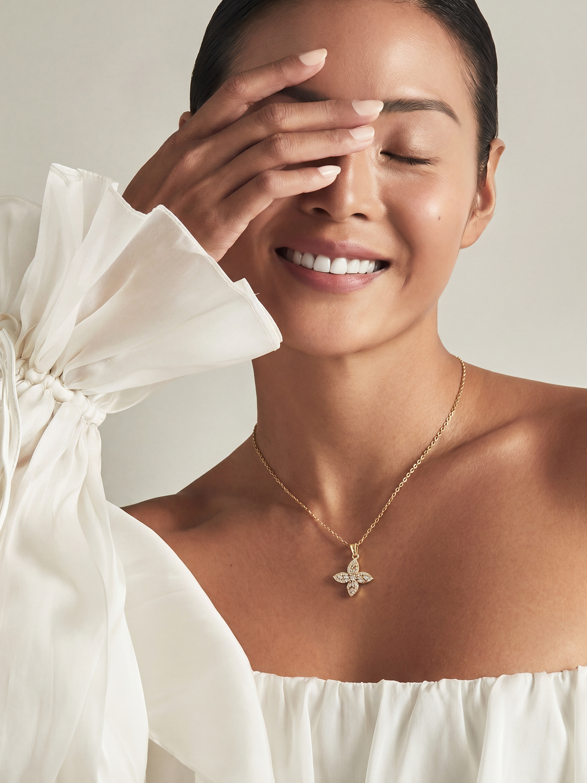 Virella Necklace
