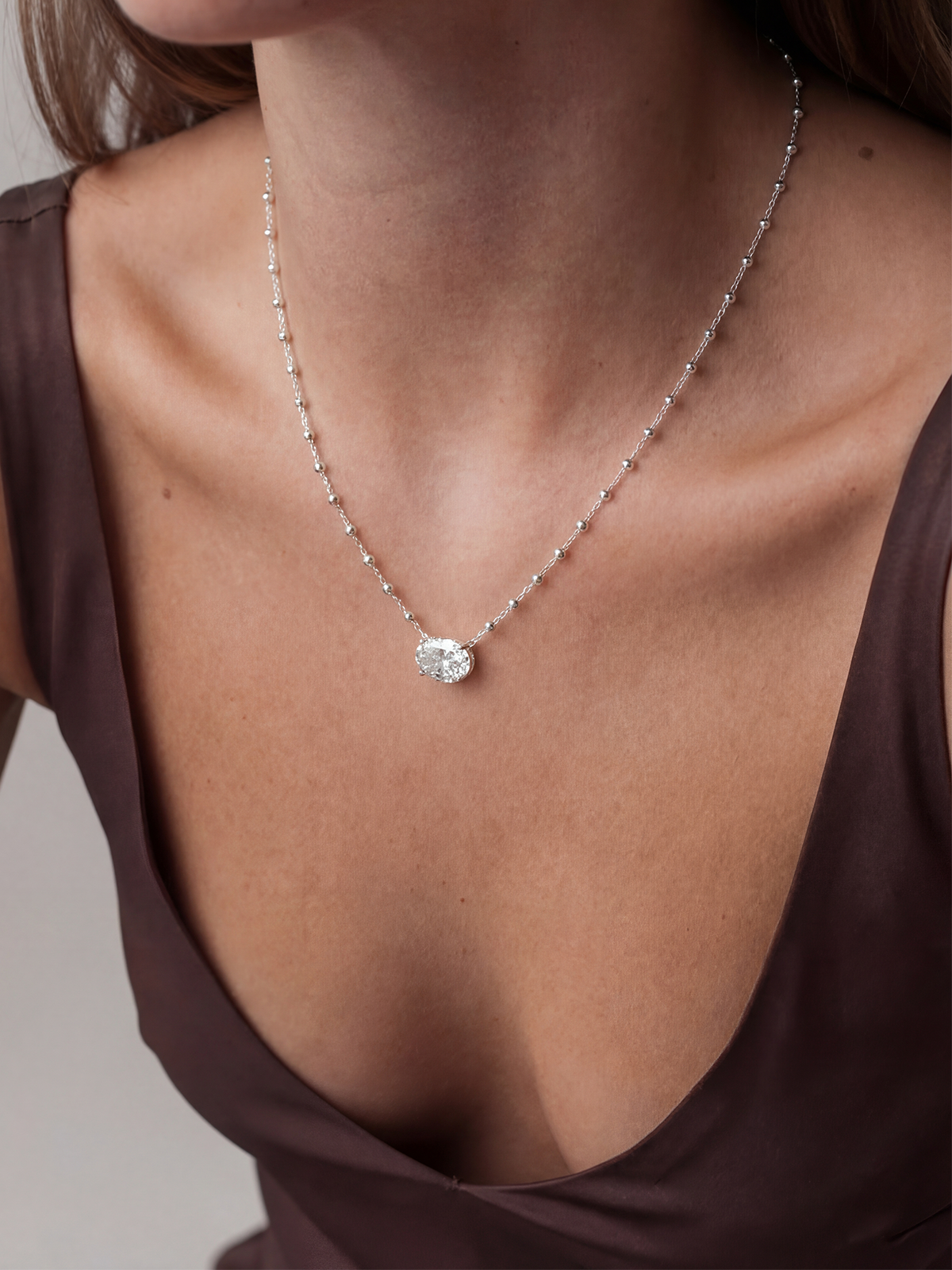 Oval Kesim Tektaş Kolye