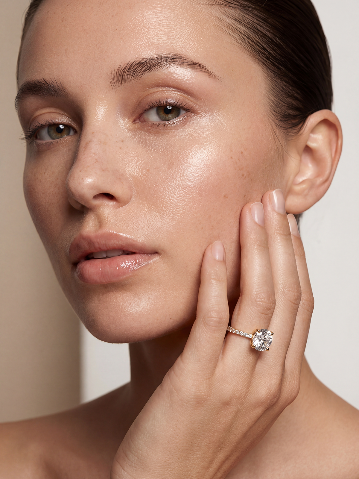 2.0CT | 4 Prong Setting Stone-Set Solitaire Ring