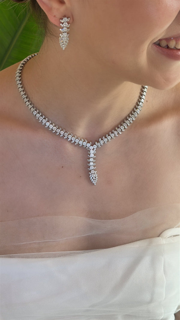 Calire Kolye - Küpe - Bileklik - Yüzük Set  Atelier Duygu.