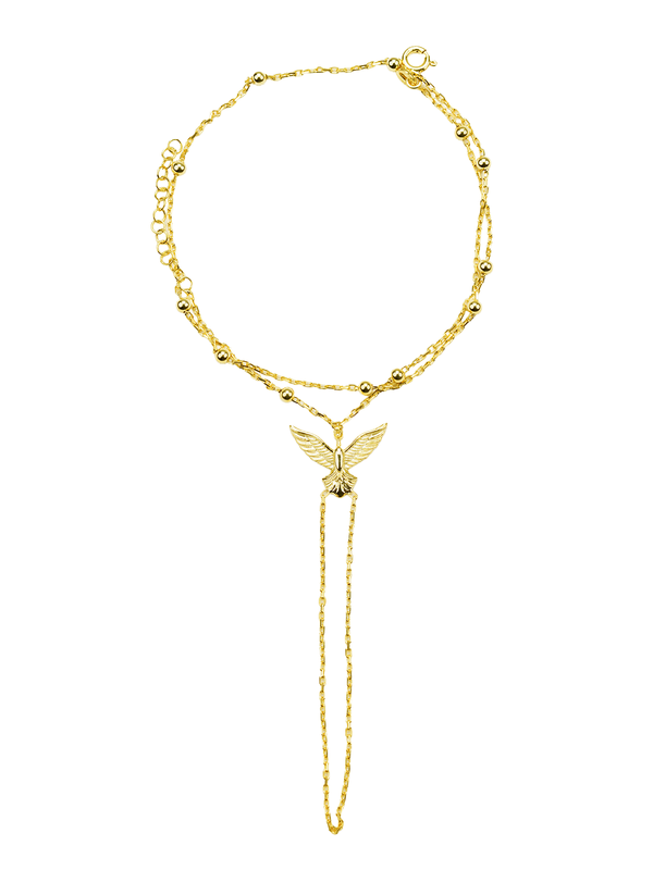 Isla Şahmeran bilekliğinin zarif detayları, 925 ayar gümüş ve kanat figürü ile şıklığı simgeler. Minimal tasarımının gücüyle öne çıkıyor.